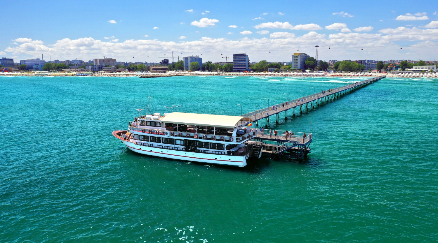 Plimbari in largul marii cu vaporul Kaptan M